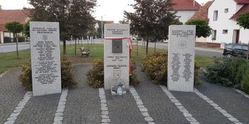 От Волыни до Донбасса: как польское общество избавляется от бандеровских иллюзий