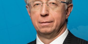 Галузин: Россия готова к переговорам, но Запад пока не созрел для честного разговора