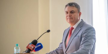 Глава ЛНР Пасечник: Сейчас для нас триколор – это знамя Победы