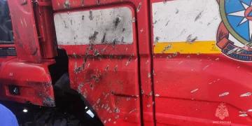 В Лисичанске беспилотник атаковал пожарную автоцистерну МЧС — пожарные успели эвакуироваться