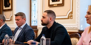 В ДНР подвели промежуточные итоги молодёжной работы в Год единства народов России