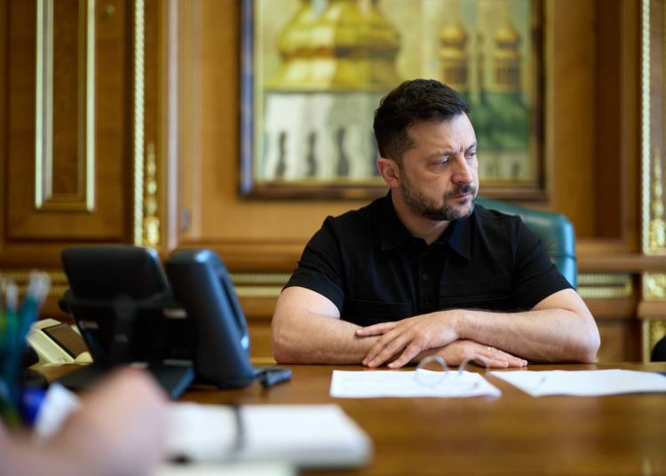 Подоляк: Украина готова к разным форматам перемирия и встрече с РФ