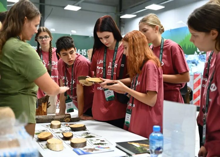 Команда «Экопульс» из ДНР вышла в финал IV Всероссийского детского экологического форума