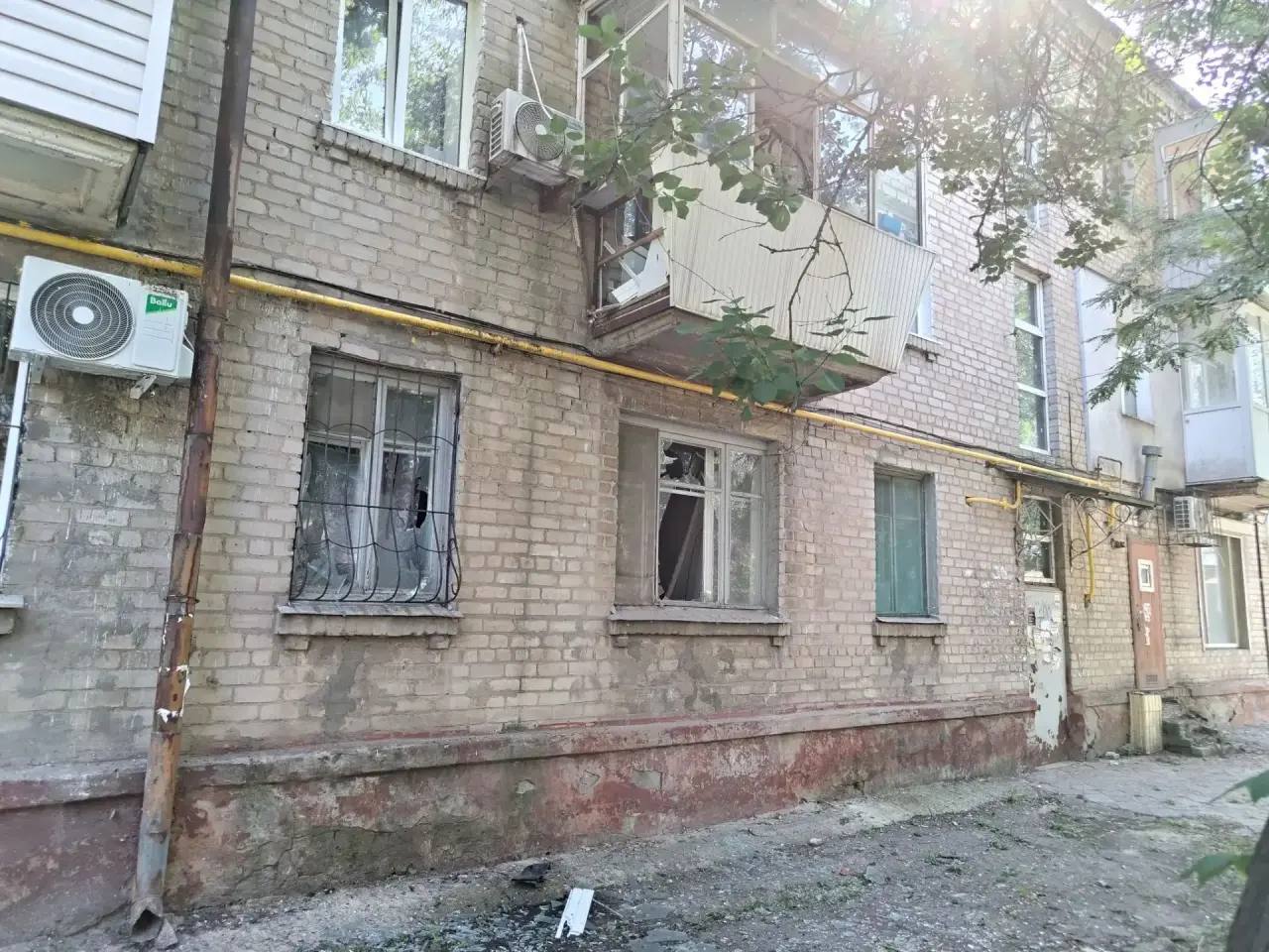 «Неонацисты продолжают террор»: Дроны ВСУ атаковали ЛНР, есть пострадавшие и разрушения «Неонацисты продолжают террор»: Дроны ВСУ атаковали ЛНР, есть пострадавшие и разрушения