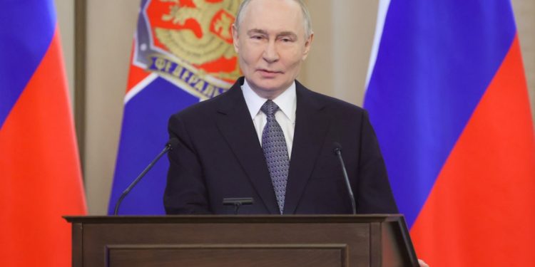 Время побеждать: Владимир Путин встретился с финалистами «Большой перемены»