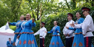 В Донецке прошёл этнофестиваль «Гостиный дворъ»