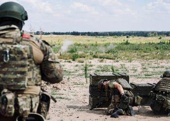 «Центр» давит огнём у Анновки и Золотого Колодезя, уничтожая киевских нацистов