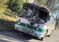 Дрон ударил по пассажирскому автобусу в Горловке, ранены 11 человек – фото