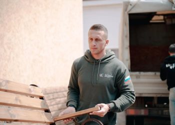 «Люди плакали от счастья»: Глава НФ Запорожской области Бильченко вспомнил эвакуацию жителей Мариуполя