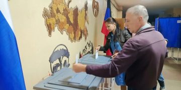 В ДНР к середине первого дня голосования явка достигла около 80%