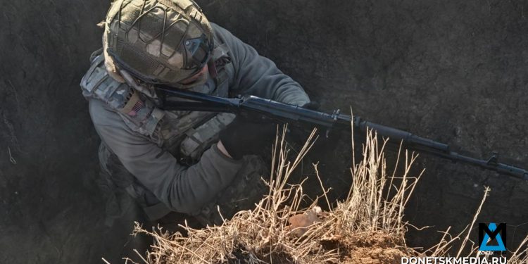 После освобождения Золотого Колодезя «Центр» продолжил наступление