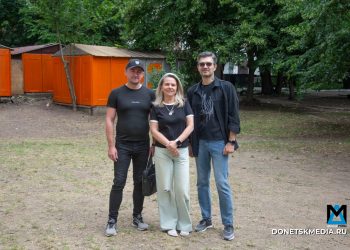 Трое против запустения: как жильцы донецкого дома добились перемен во дворе