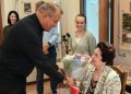 45 лет ожидания: 80-летняя дончанка получила ключи от долгожданной квартиры