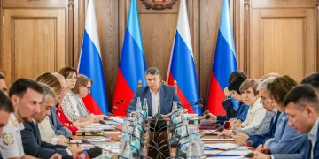 «Каждый житель должен чувствовать перемены»: в ЛНР усиливают контроль за реализацией нацпроектов