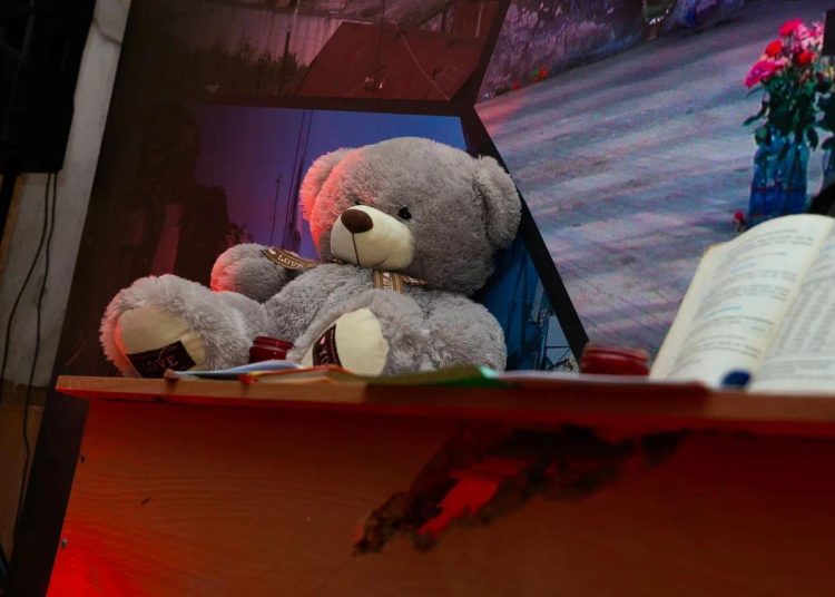 Память сильнее страха: как Донбасс встретил День солидарности в борьбе с терроризмом Память сильнее страха: как Донбасс встретил День солидарности в борьбе с терроризмом