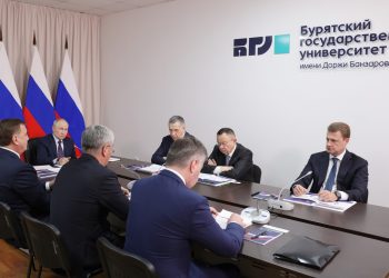 Путин поручил восстановить общественный транспорт в исторических регионах Путин поручил восстановить общественный транспорт в исторических регионах