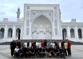Артистов ансамбля «Донбасс» наградили во время первых гастролей в Чечне