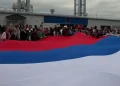Ребята из Донбасса стали инициаторами акции с самым большим флагом России на МФМ-2026