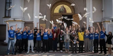«Русский дух не сломить»: молодёжь из 15 стран увидела настоящий Донбасс