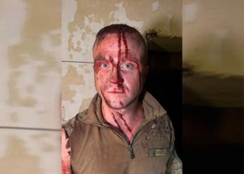 Сыграть войну без фальши: звезда «Молодёжки» Евгений Банифатов — о работе в Донбассе Сыграть войну без фальши: звезда «Молодёжки» Евгений Банифатов — о работе в Донбассе