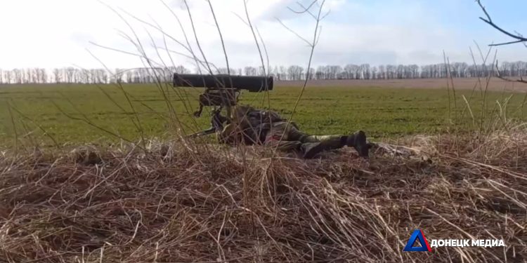 В Доброполье продолжаются городские бои, семь военнослужащих ВСУ сдались