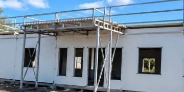 В Хлебодаровке продолжается строительство амбулатории Волновахской ЦРБ