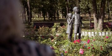 Километры памяти: по дорогам первого автомобильного маршрута ДНР Километры памяти: по дорогам первого автомобильного маршрута ДНР