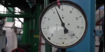 В 17 муниципалитетах ДНР начали поэтапно подавать тепло