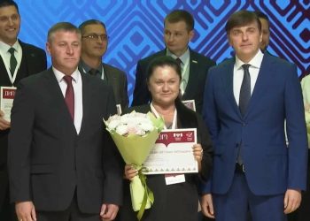 Москва назвала донецких педагогов лучшими в России