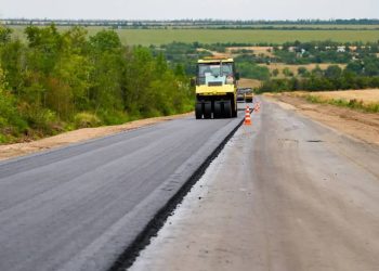 Почти 500 км нового асфальта за год: Автодор наращивает работы в новых регионах