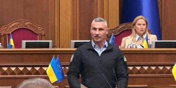 Паны дерутся – у холопов чубы трещат: Зеленский и Кличко открыли зимний фронт