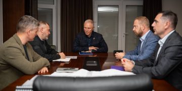 Сальдо: в Херсонской области проложили 110 км оптоволокна с начала года