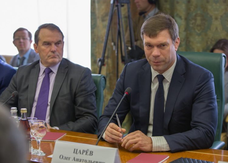 Экс-депутат Рады Царёв оценил шансы Буданова* и Залужного сменить Зеленского
