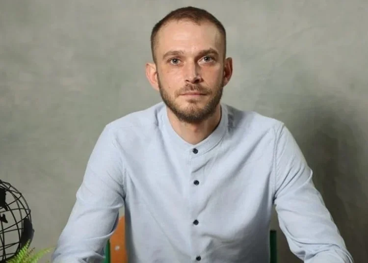 «Образование — это мощное оружие»: ветеран из ДНР готовится работать наставником «Образование — это мощное оружие»: ветеран из ДНР готовится работать наставником