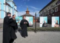«Крест и шинель, молитва и окоп»: в Мариуполе открыли выставку о священниках на войне